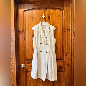 H&M Sleeveless Off-White Double-Breasted Dress